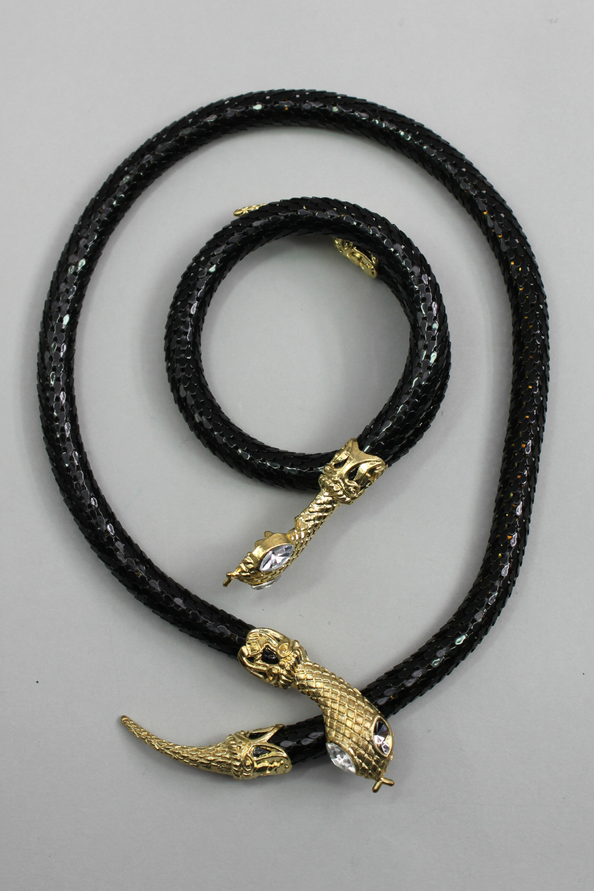 Mesh jewellery online store